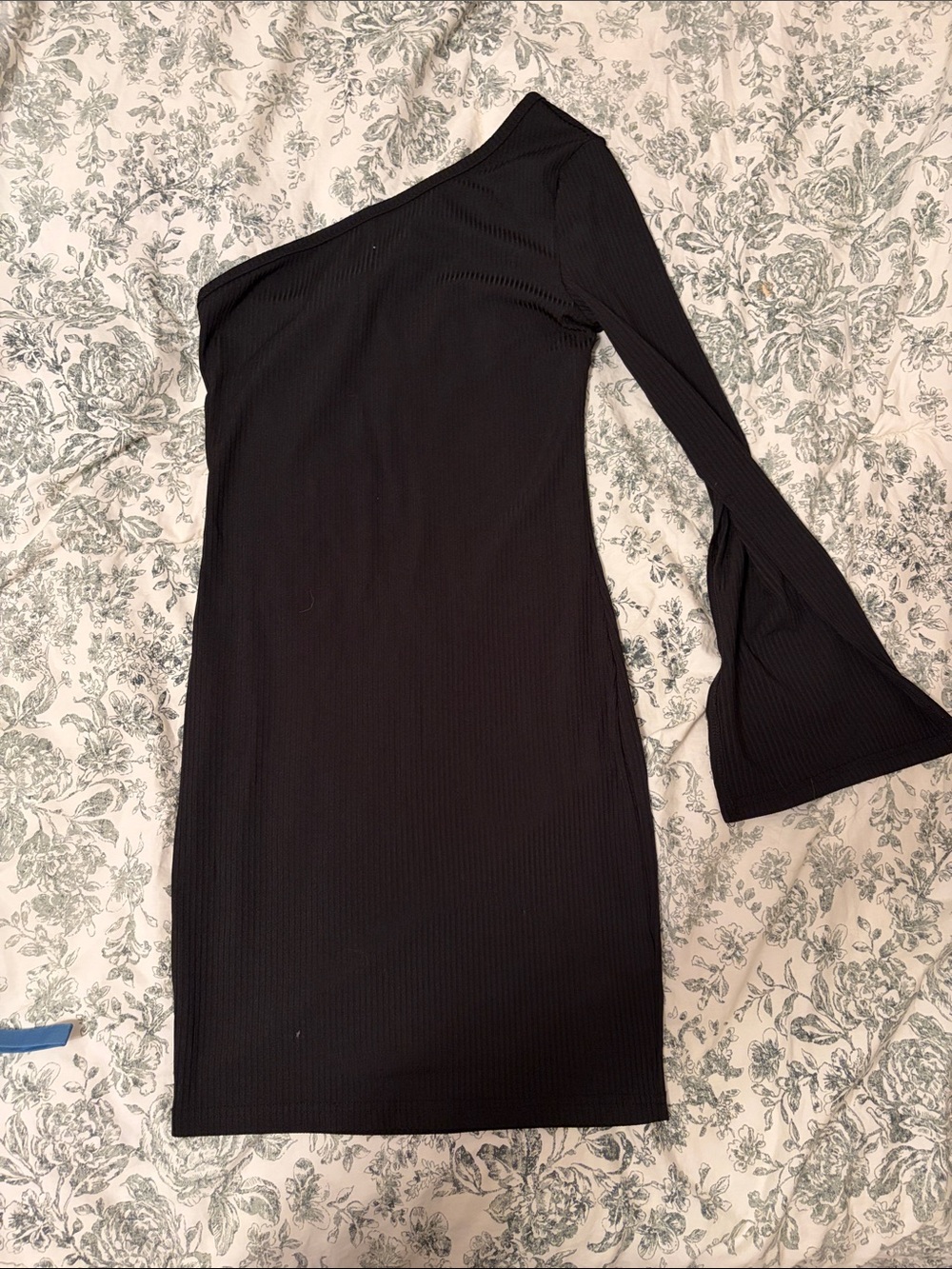 One-Shoulder Black Ribbed Dress with Bell Sleeve